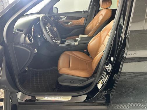 2022 Mercedes-Benz GLC 300 Base