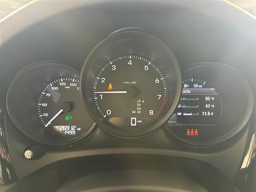 2022 Porsche Macan Base