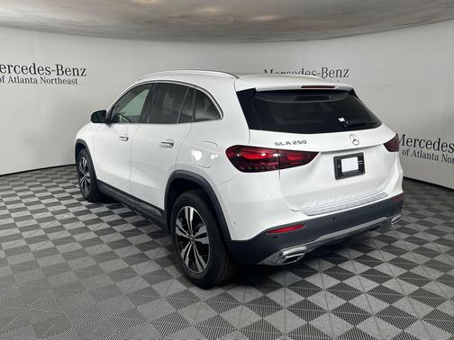 Polar White 2026 Mercedes-Benz GLA 250 Base