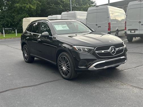 2025 Mercedes-Benz GLC 300 Base 4MATIC