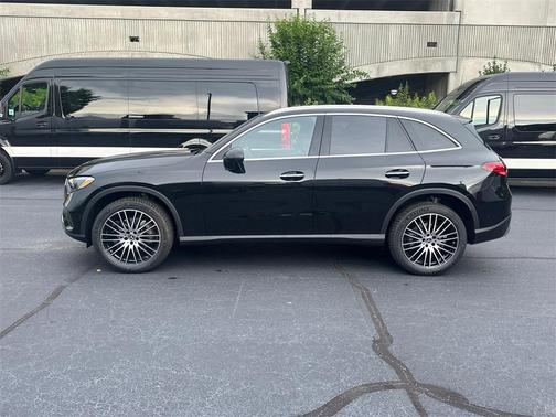 2025 Mercedes-Benz GLC 300 Base 4MATIC