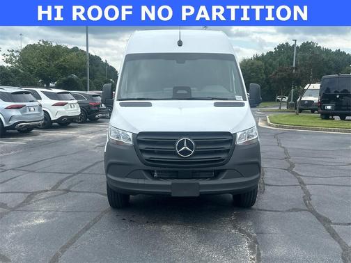 2025 Mercedes-Benz Sprinter 2500 Standard Roof