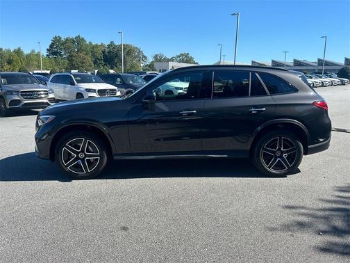 2026 Mercedes-Benz GLC 300 Base