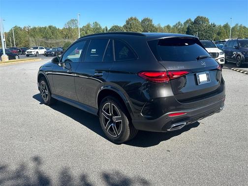2026 Mercedes-Benz GLC 300 Base