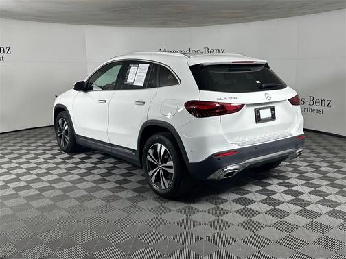 2024 Mercedes-Benz GLA 250 Base