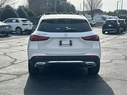 2026 Mercedes-Benz GLA 250 Base