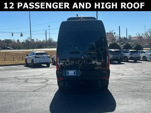2025 Mercedes-Benz Sprinter 2500 144 WB Standard Roof Passenger