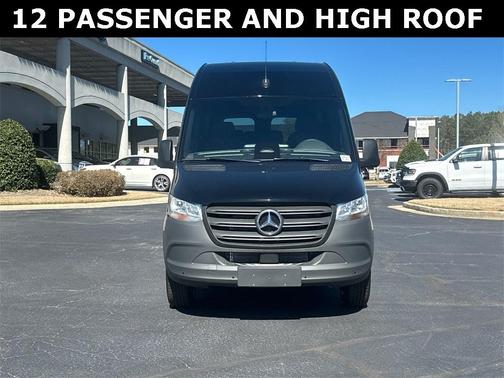 2025 Mercedes-Benz Sprinter 2500 144 WB Standard Roof Passenger