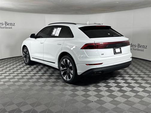 2024 Audi Q8 55 Premium