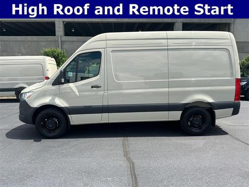 2025 Mercedes-Benz Sprinter 2500 Standard Roof