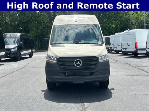 2025 Mercedes-Benz Sprinter 2500 Standard Roof