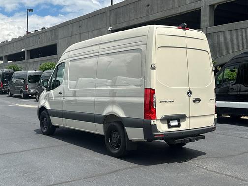2025 Mercedes-Benz Sprinter 2500 Standard Roof