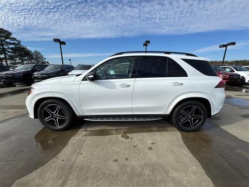 2025 Mercedes-Benz GLE 450e Base 4MATIC