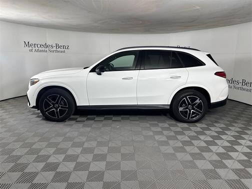 2025 Mercedes-Benz GLC 300 Base 4MATIC