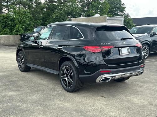 2025 Mercedes-Benz GLC 300 Base