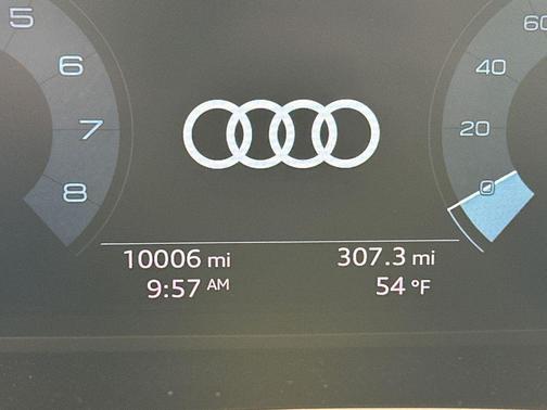 2024 Audi Q3 45 S line Premium