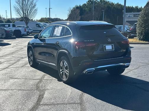 2026 Mercedes-Benz GLA 250 Base 4MATIC
