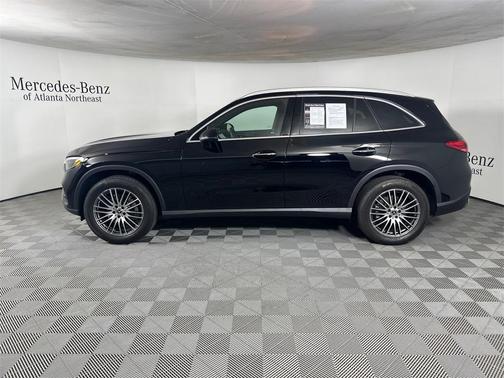 2025 Mercedes-Benz GLC 300 Base