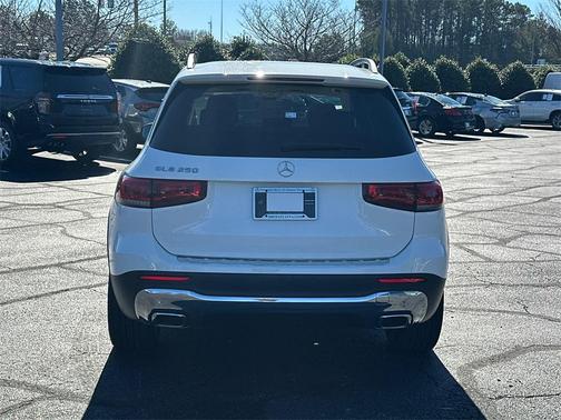 2022 Mercedes-Benz GLB 250 Base