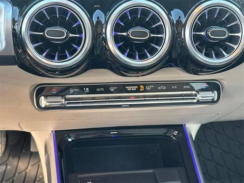 2022 Mercedes-Benz GLB 250 Base