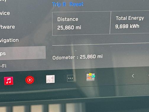 2024 Tesla Cybertruck Base