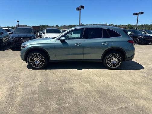 2025 Mercedes-Benz GLC 300 Base 4MATIC