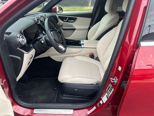 MANUFAKTUR Patagonia Red Metallic 2026 Mercedes-Benz GLC 350e Base 4MATIC