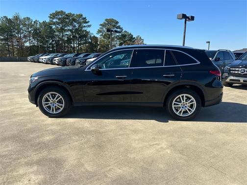 2026 Mercedes-Benz GLC 300 Base