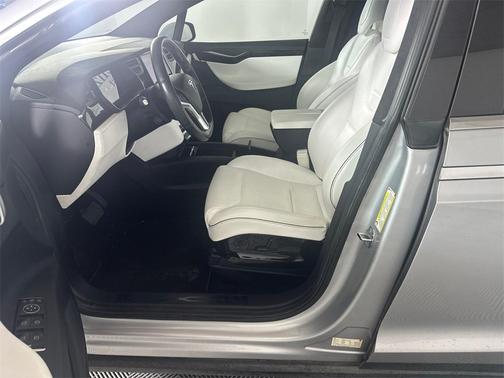2016 Tesla Model X 90D