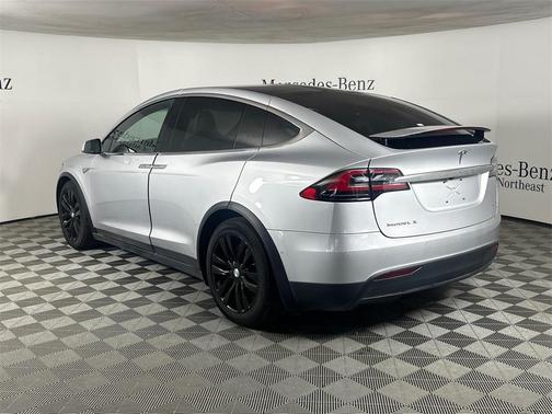 2016 Tesla Model X 90D