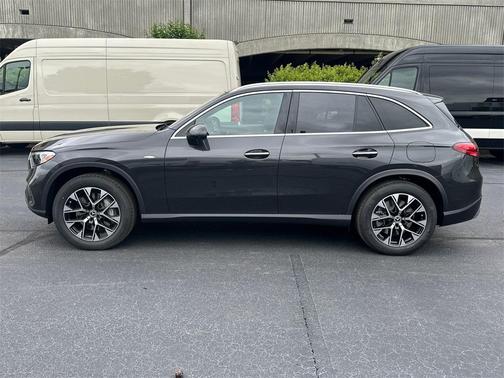 2025 Mercedes-Benz GLC 350e Base 4MATIC