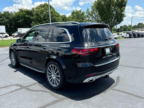 2025 Mercedes-Benz GLS 450 4MATIC