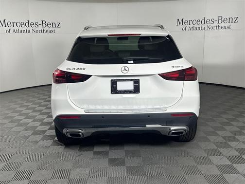 2025 Mercedes-Benz GLA 250 Base 4MATIC