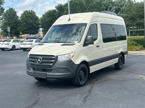 2025 Mercedes-Benz Sprinter 2500 144 WB Standard Roof Passenger