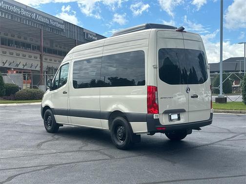 2025 Mercedes-Benz Sprinter 2500 144 WB Standard Roof Passenger