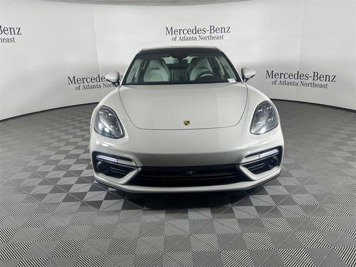 2020 Porsche Panamera Turbo