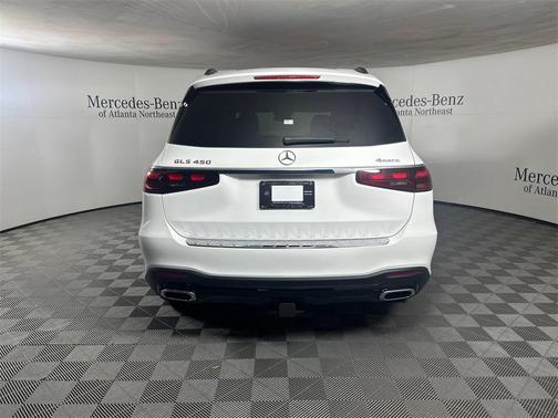 2025 Mercedes-Benz GLS 450 4MATIC