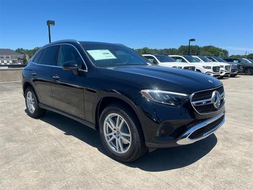2025 Mercedes-Benz GLC 300 Base