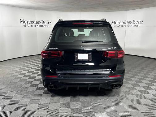 2025 Mercedes-Benz AMG GLB 35 Base