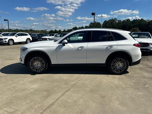 2026 Mercedes-Benz GLC 300 Base