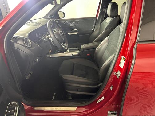 2025 Mercedes-Benz GLB 250 Base