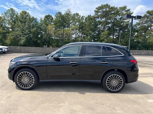 2026 Mercedes-Benz GLC 300 Base