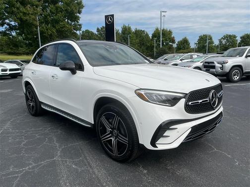 2026 Mercedes-Benz GLC 300 Base