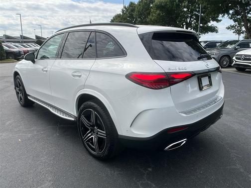 2026 Mercedes-Benz GLC 300 Base