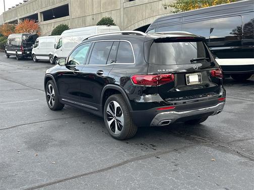 2026 Mercedes-Benz GLB 250 Base