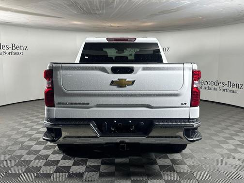 Summit White 2023 Chevrolet Silverado 1500 LT