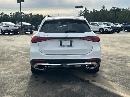 2026 Mercedes-Benz GLC 300 Base