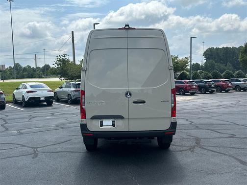 2025 Mercedes-Benz Sprinter 2500 Standard Roof