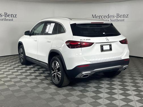 2026 Mercedes-Benz GLA 250 Base