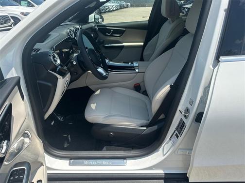 2025 Mercedes-Benz GLC 350e Base 4MATIC